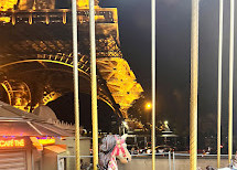 Le Carrousel de la Tour Eiffel
