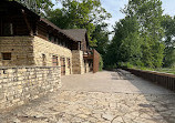 Fullersburg Woods Nature Education Center