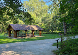 Fullersburg Woods Nature Education Center