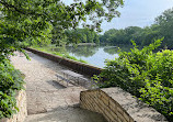 Fullersburg Woods Nature Education Center