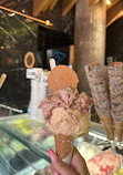 Gelato in Trevi