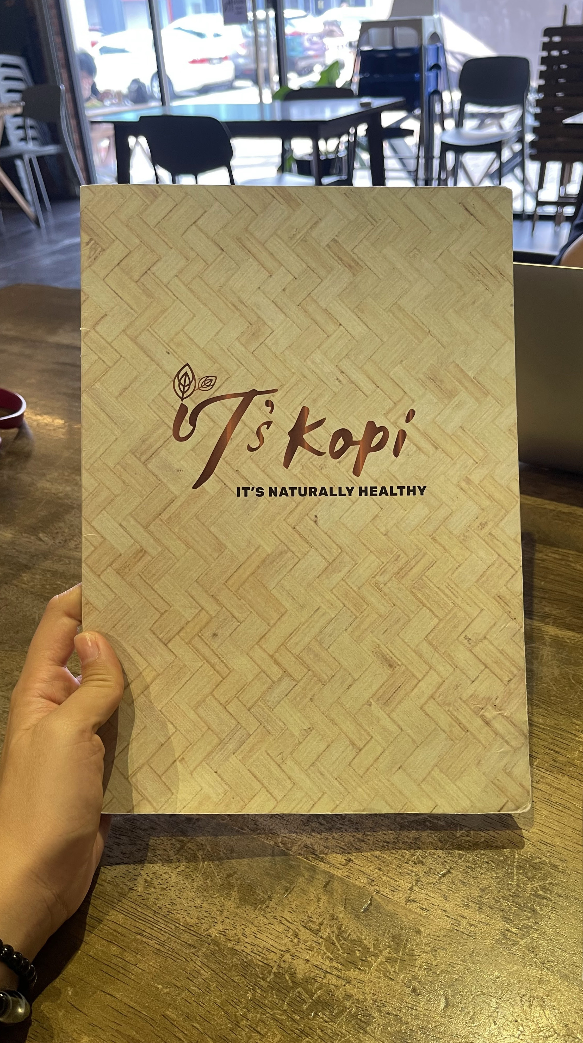 Kopi Kota Laksamana آن است