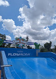 Surfari Water Park at The Grove Resort