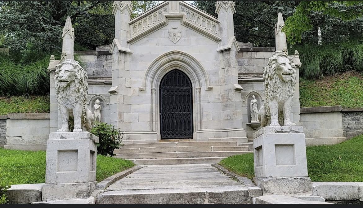 قبر جيمس ميريت آيفز