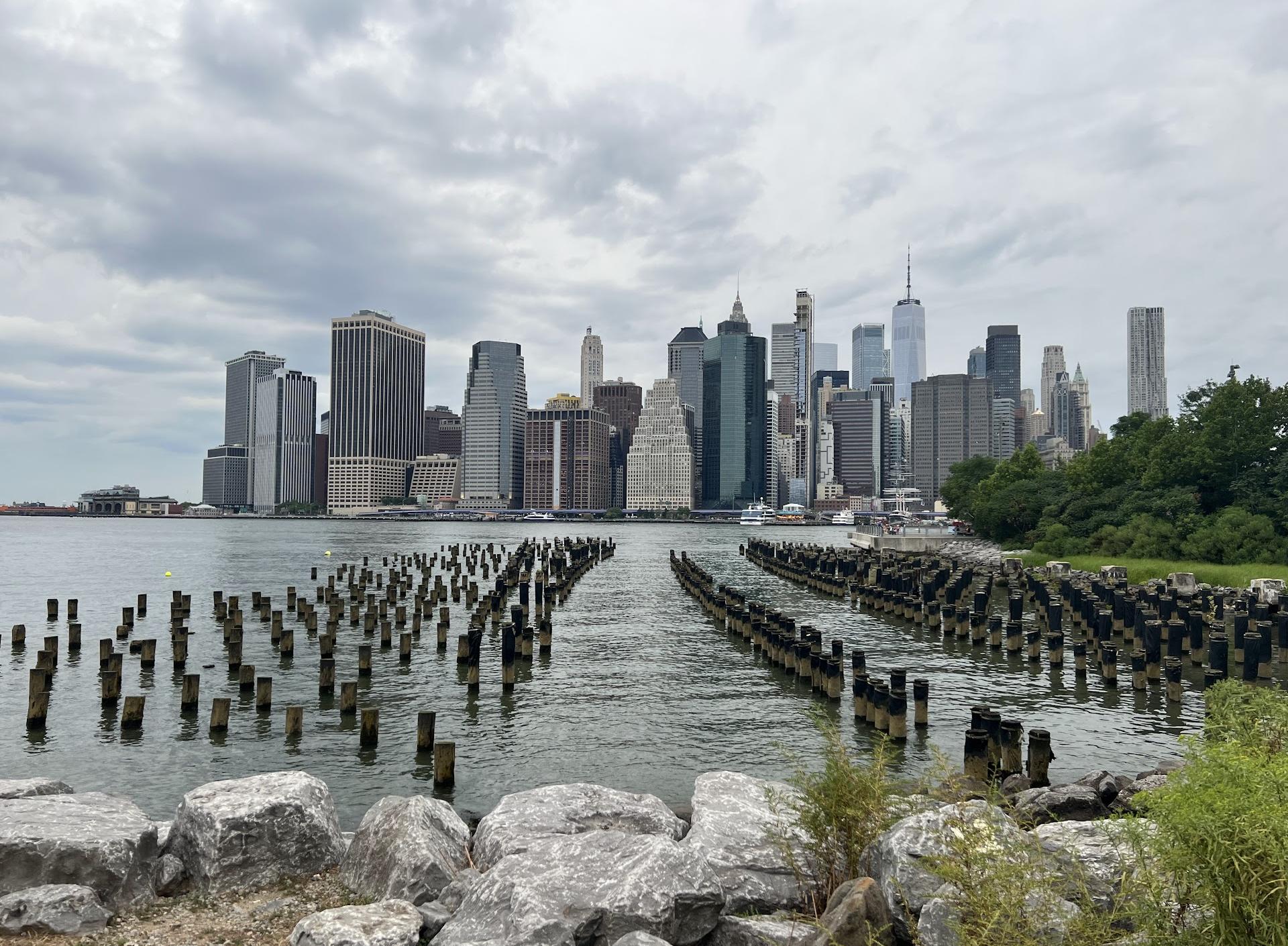 Brooklyn Bridge Park Pier 3 Plaza