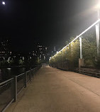 Brooklyn Bridge Park Pier 3 Plaza