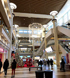 El centro comercial de la Bahía Plaza