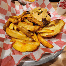 Fuddruckers