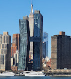 Parc d'État Gantry Plaza