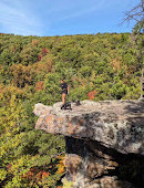 Pedestal Rocks & Kings Bluff Trailhead