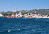 Visit the harbor of Toulon