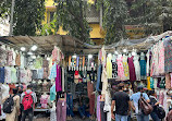 Linking Road Market