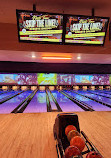 Bowlero Woodland Hills