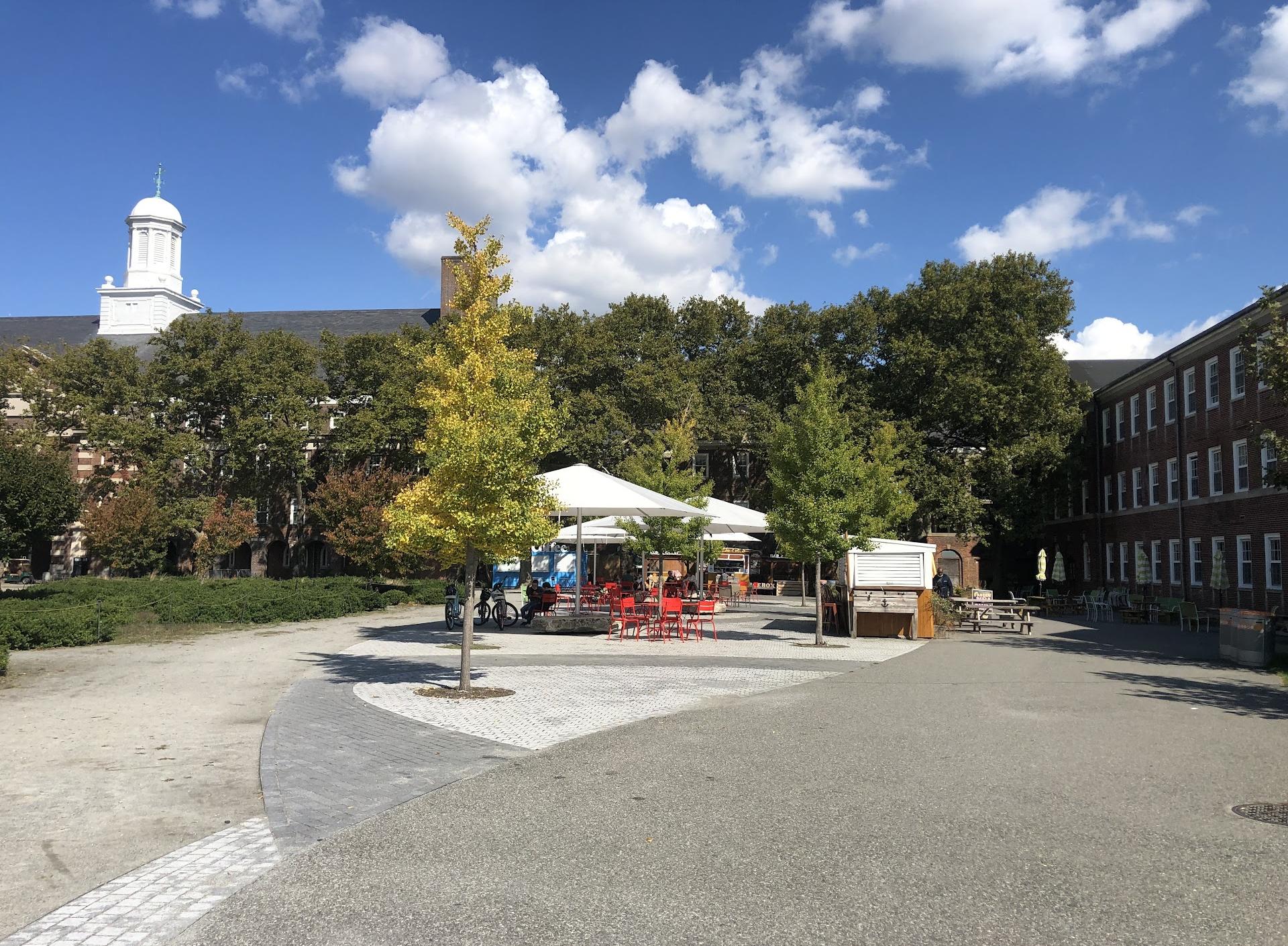 Where is Liggett Terrace Food Court (New York United States) Reasons