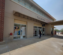 Chicago Premium Outlet Mall