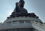 Tian Tan Buddha