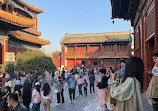 Lama Temple