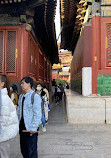 Lama Temple