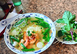 Hoang Lan Restaurant