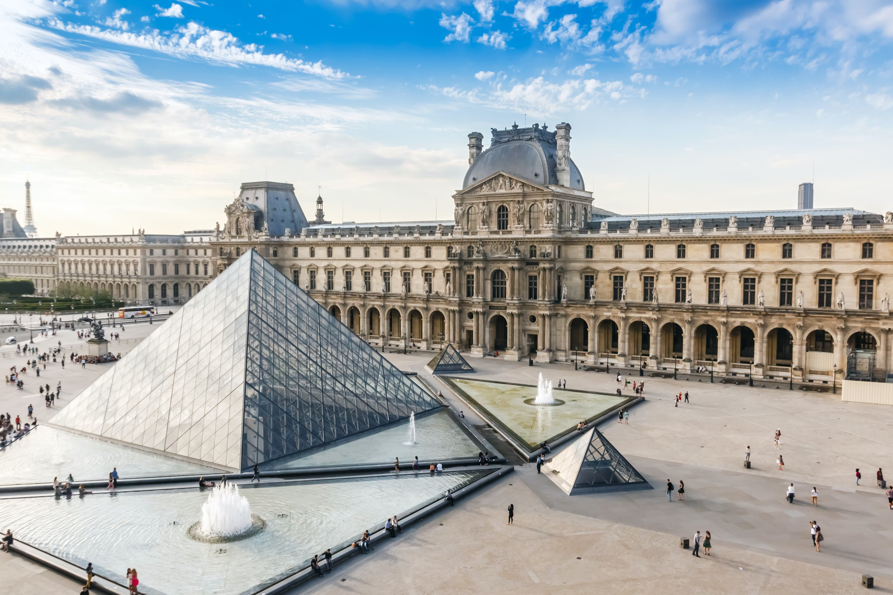 what is louvre museum facts? - Local Guides World