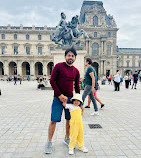 Louvre Museum