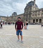 Louvre Museum