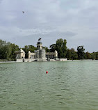 El Retiro Park