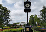 Chinguacousy Park Clock Circle