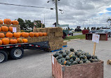 The Apple Factory Farm Market