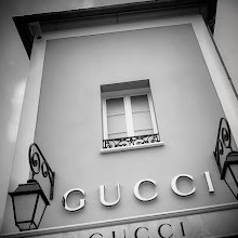 Gucci - La Vallee Outlet