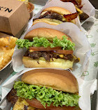 Shake Shack Gardens by the Bay