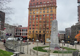 Victory Square