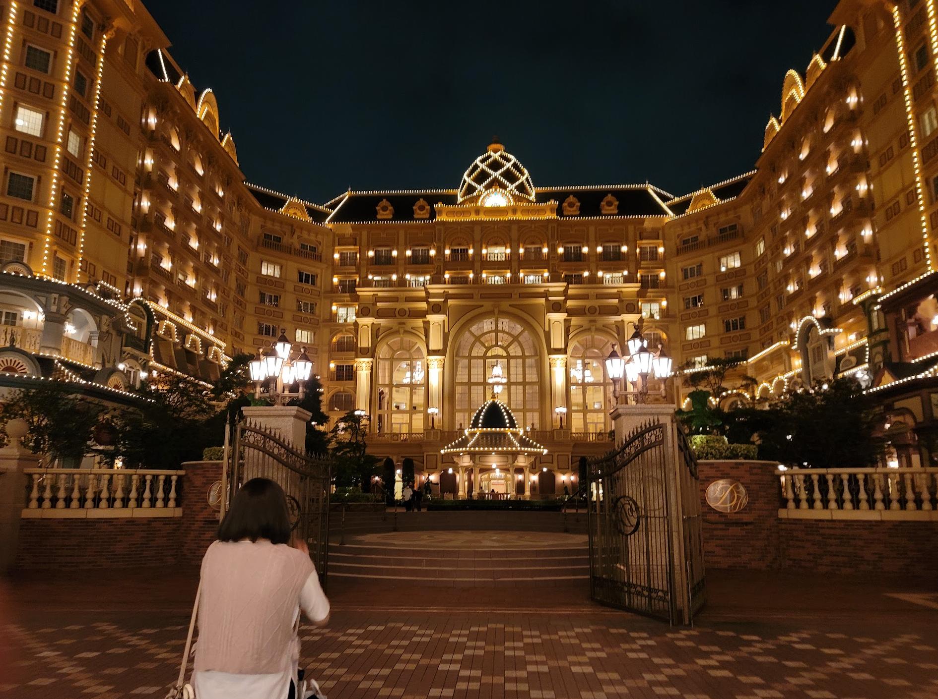 Tokyo Disneyland Hotel