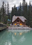 Emerald Lake Parking