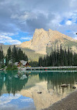 Emerald Lake Parking