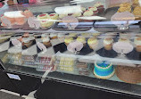 Sweet Treats Cakes & Pastries