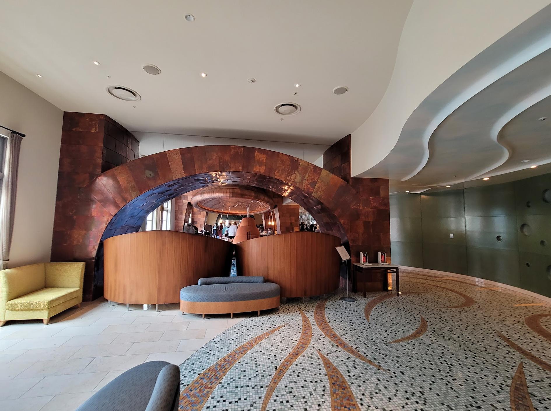 Tokyo DisneySea Hotel MiraCosta