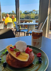 Armory Wharf Cafe