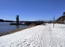 Quai des Cageux Observation Tour