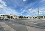 Heroes' Square