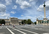 Heroes' Square