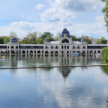 Heroes' Square