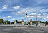 Heroes' Square