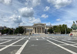 Heroes' Square