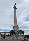 Heroes' Square