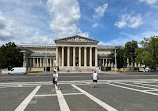 Heroes' Square