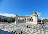 Heroes' Square