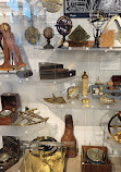 The Collection of Historical Scientific Instruments at the Putnam Gallery