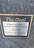 Bobby Orr Statue