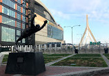 Bobby Orr Statue